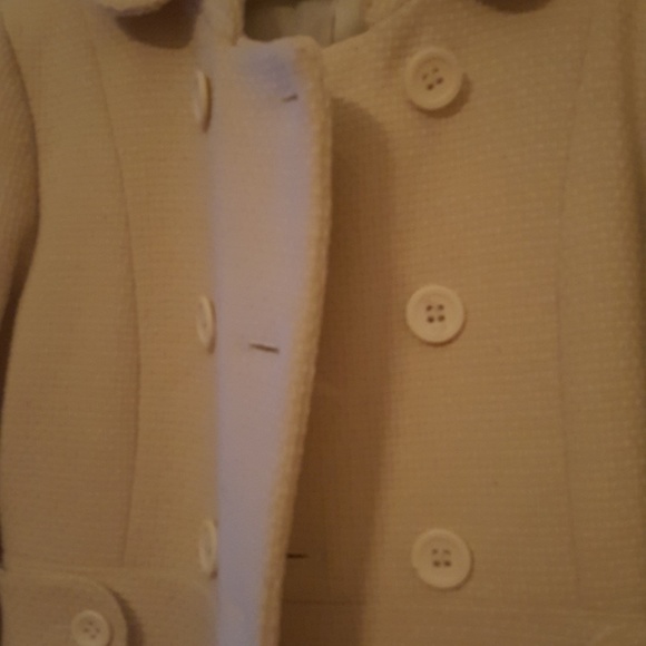 🎊Sale! 🎊Worn once EUC Cream coat!! - Picture 6 of 6